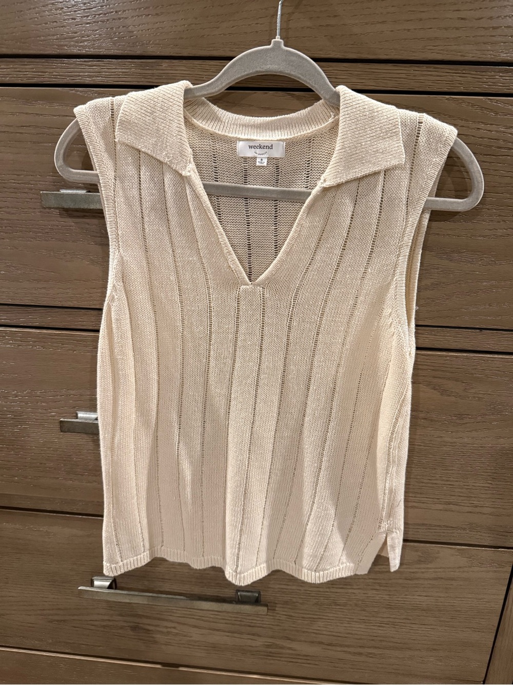 Weekend Cream Ribbed Sleeveless V-Neck Polo Tank